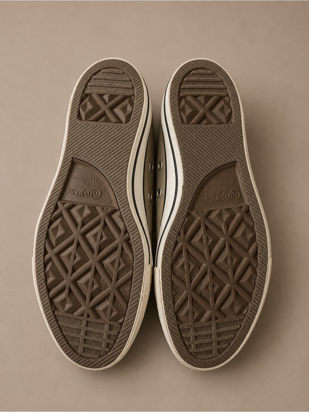 Converse Chuck Taylor All-Star, Low Top Sneakers - Picture 5 of 7